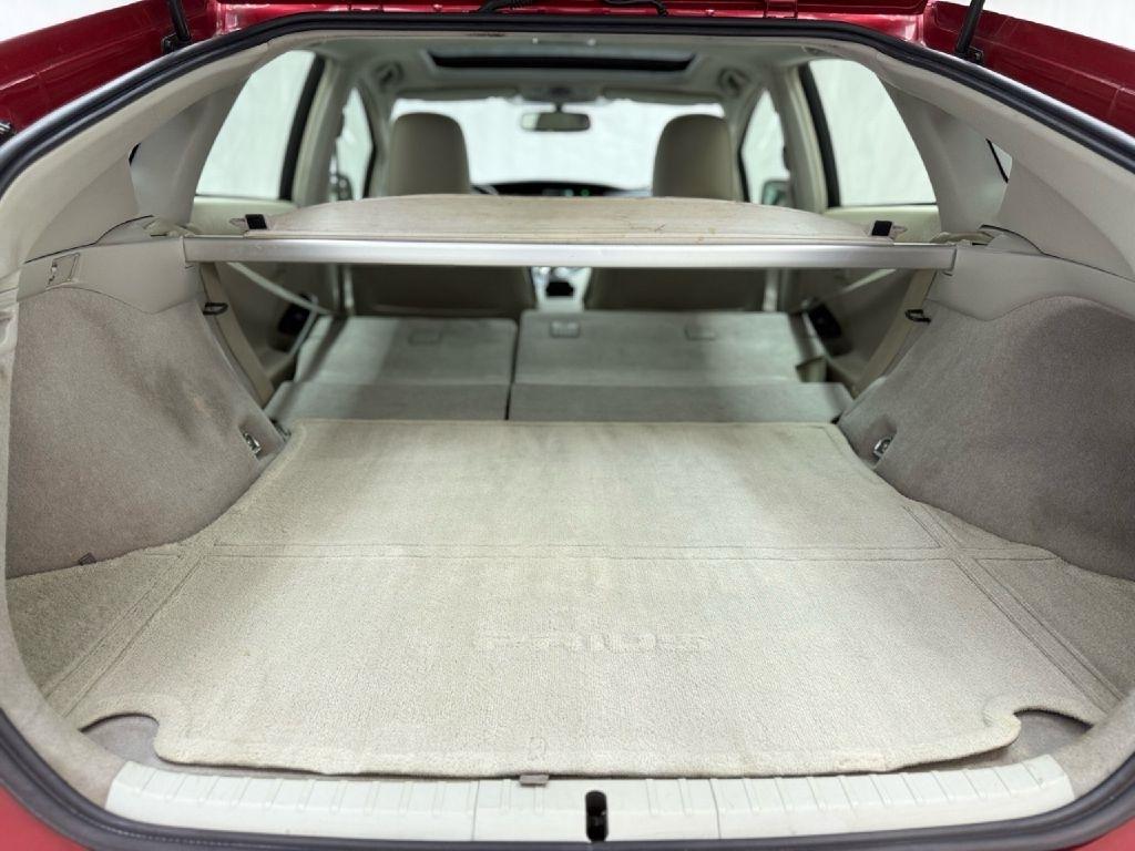 Toyota Prius Prius V 2010