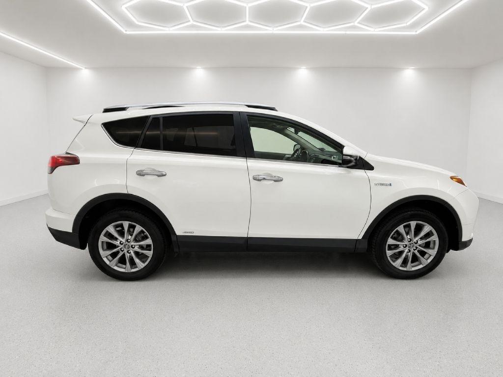 Toyota RAV4 Hybrid Limited 2017
