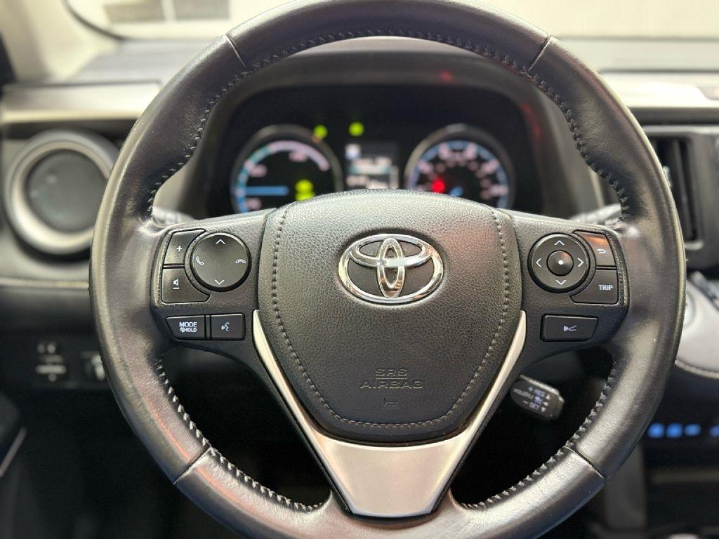 Toyota RAV4 Hybrid Limited 2017