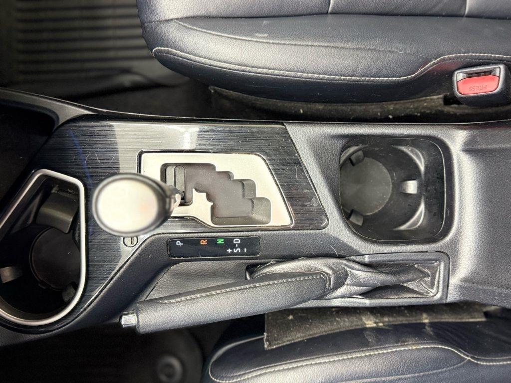 Toyota RAV4 Hybrid Limited 2017
