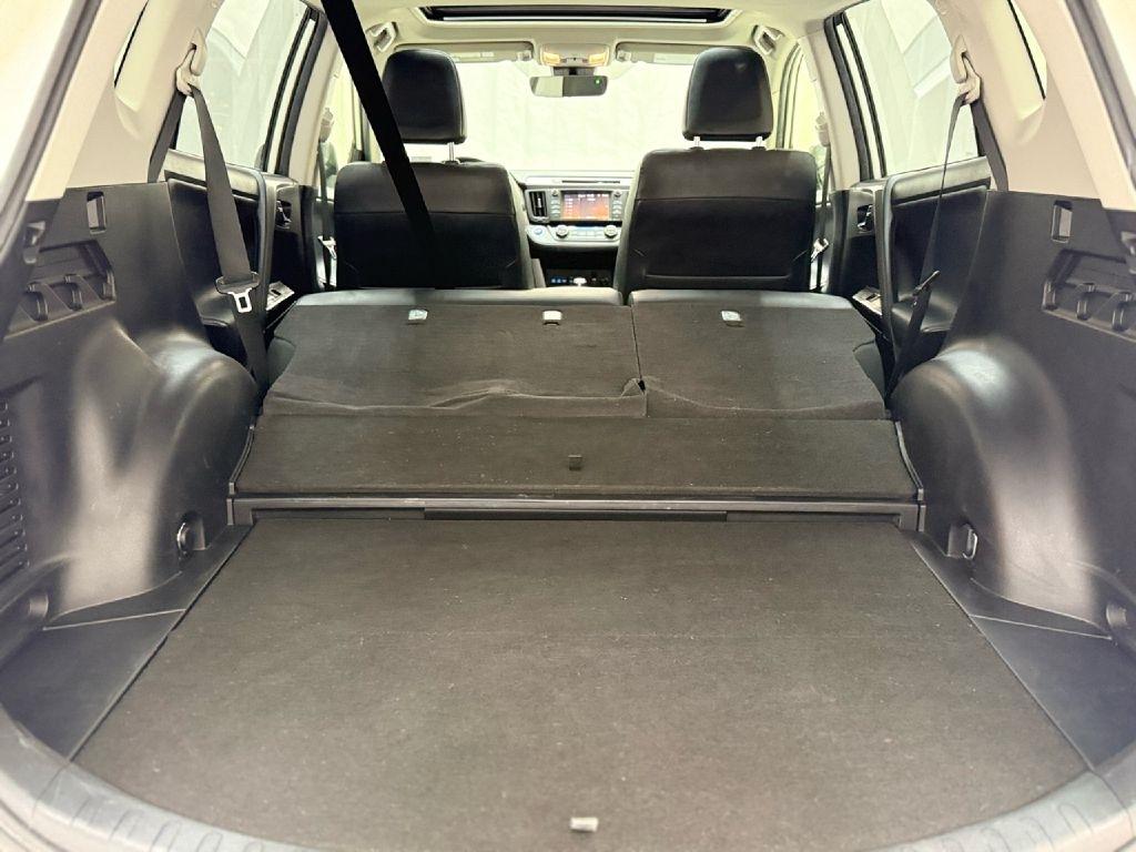 Toyota RAV4 Hybrid Limited 2017