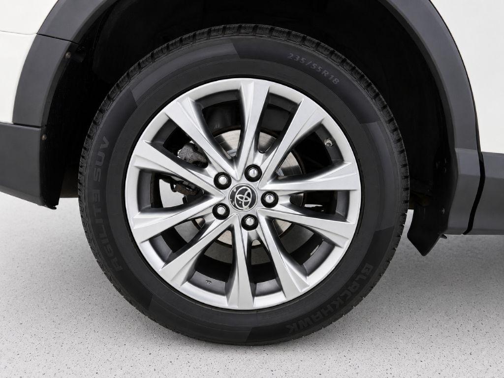 Toyota RAV4 Hybrid Limited 2017