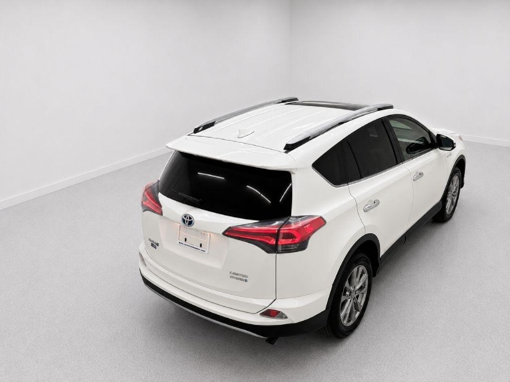 Toyota RAV4 Hybrid Limited 2017