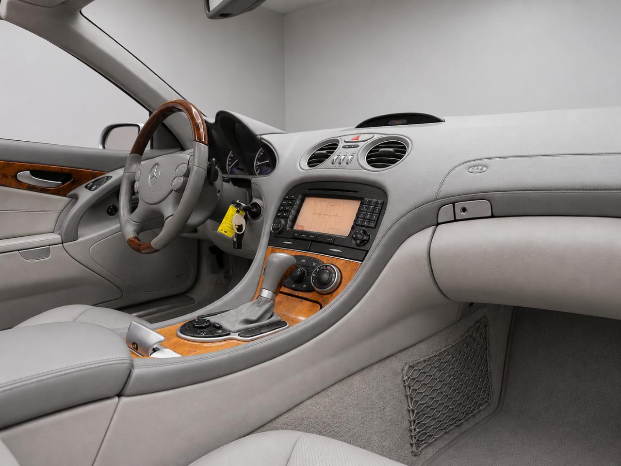 Mercedes-Benz SL-Class SL550 2007