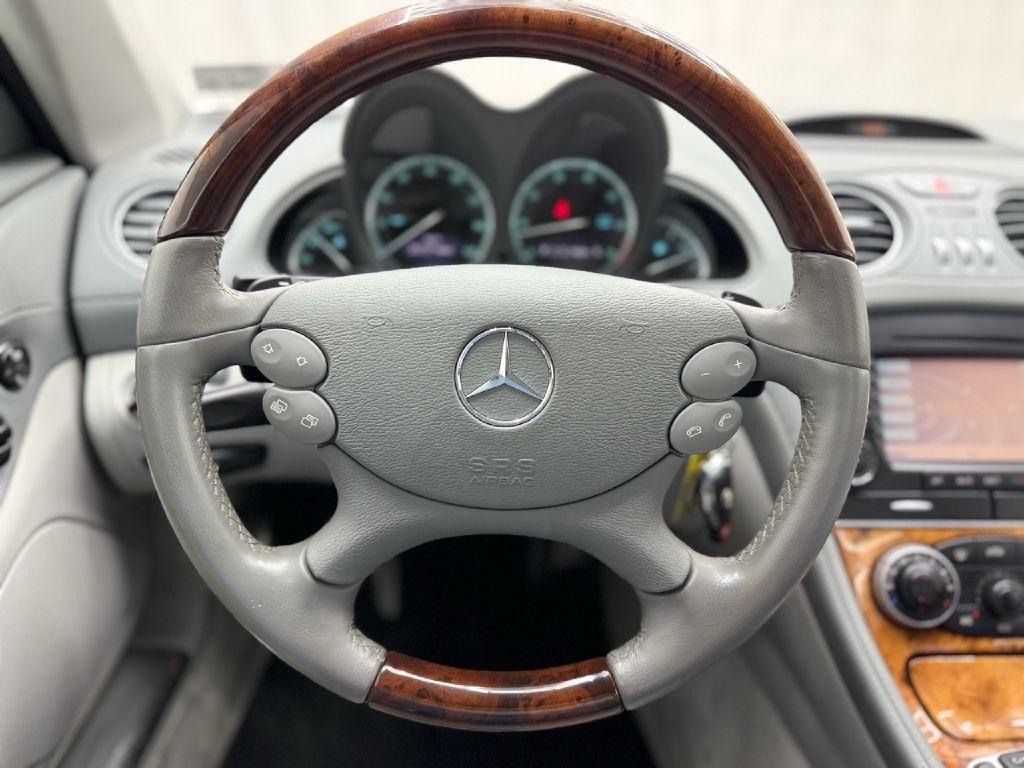 Mercedes-Benz SL-Class SL550 2007