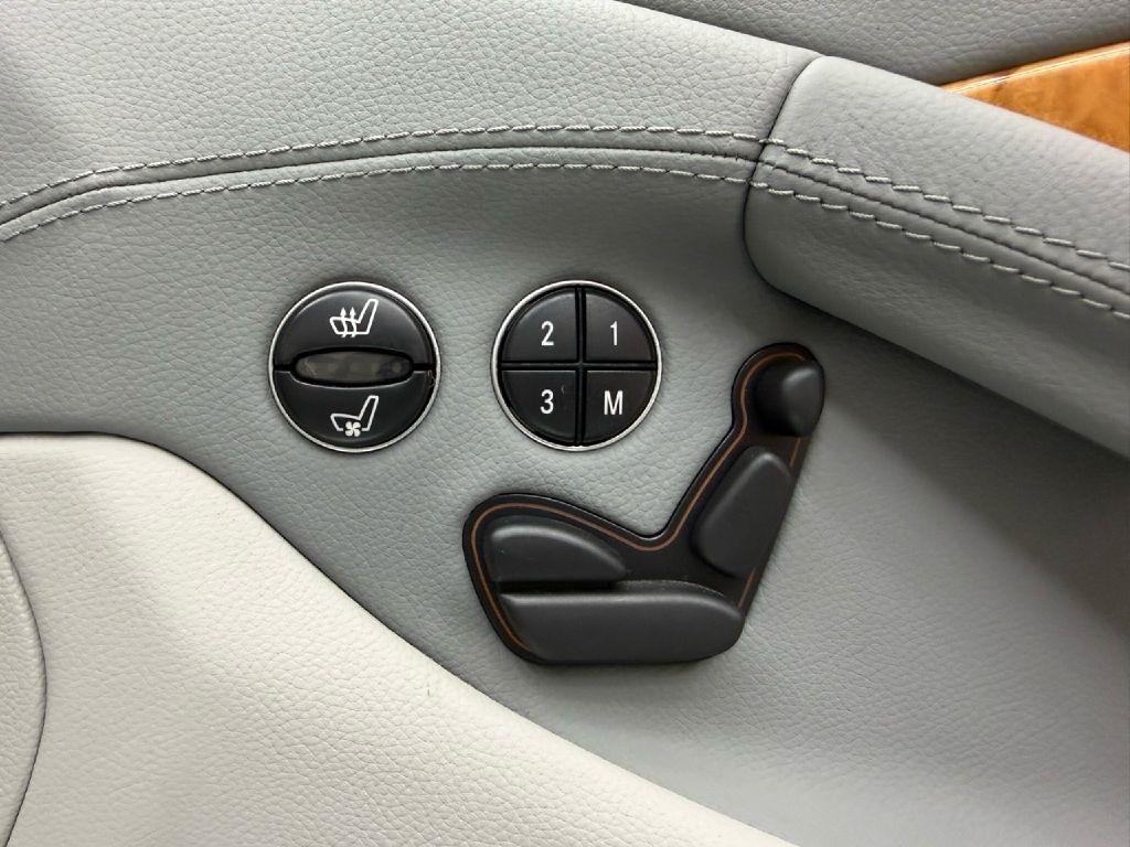 Mercedes-Benz SL-Class SL550 2007