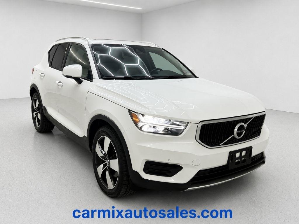 Volvo XC40 T5 Momentum AWD 2020