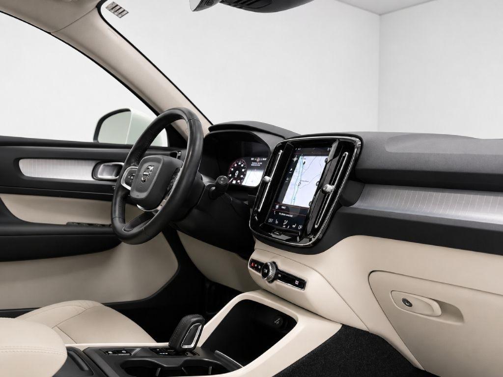 Volvo XC40 T5 Momentum AWD 2020