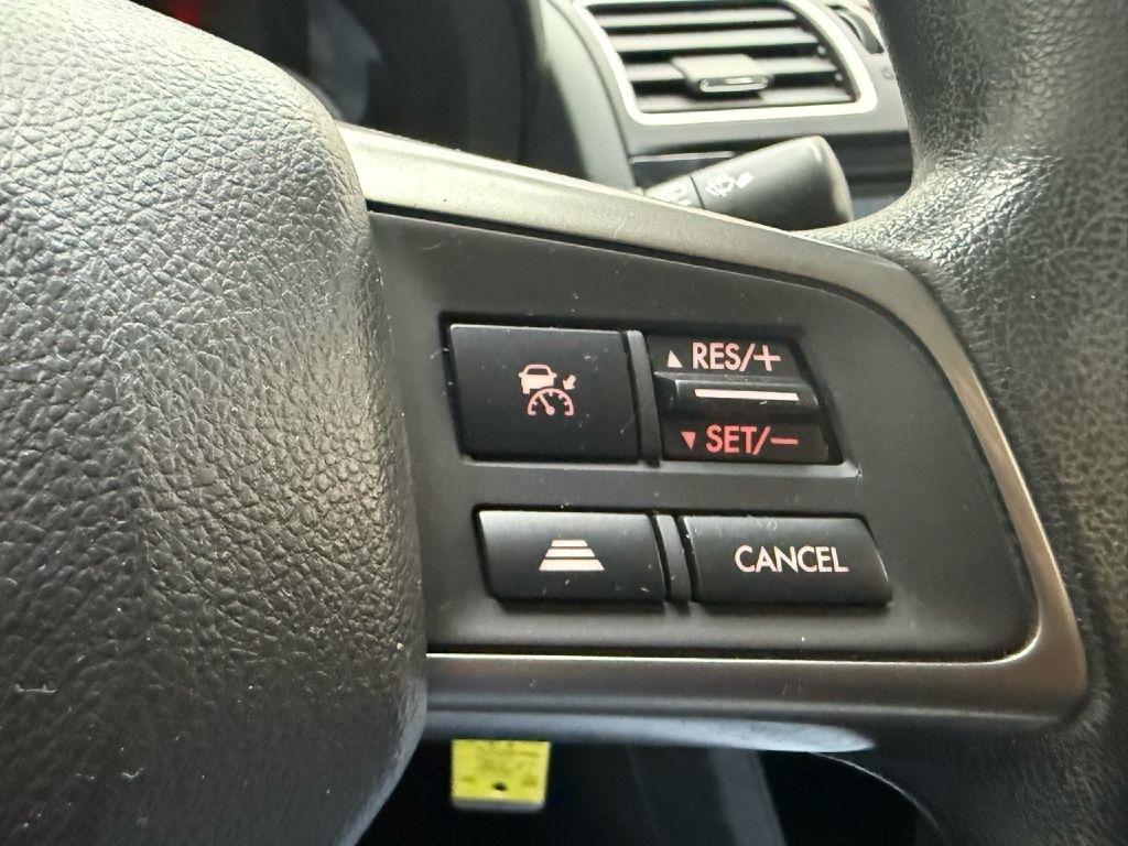 Subaru XV Crosstrek 2.0i Premium PZEV CVT 2015