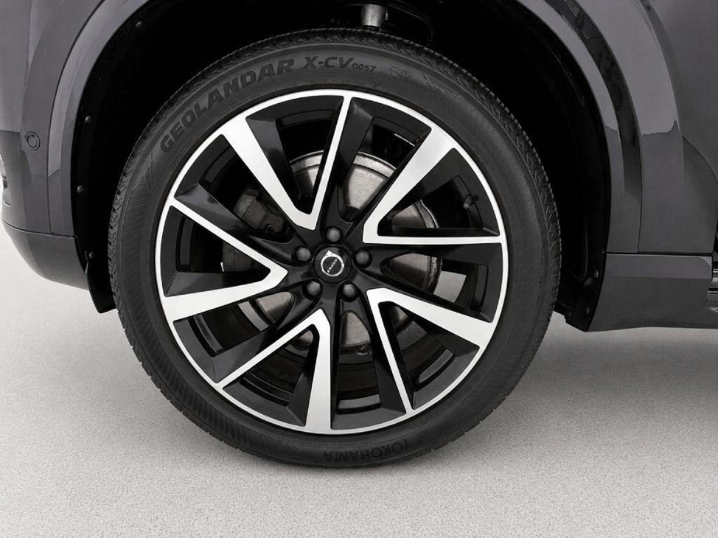 Volvo XC90 T6 Momentum AWD 2018