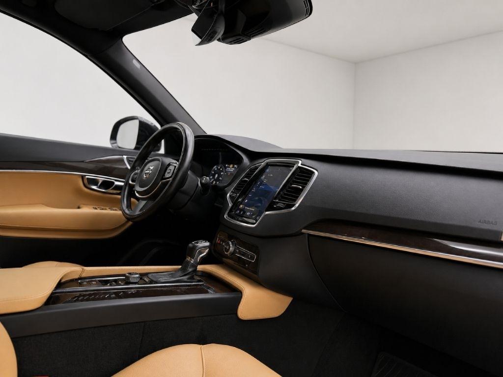 Volvo XC90 T6 Momentum AWD 2018