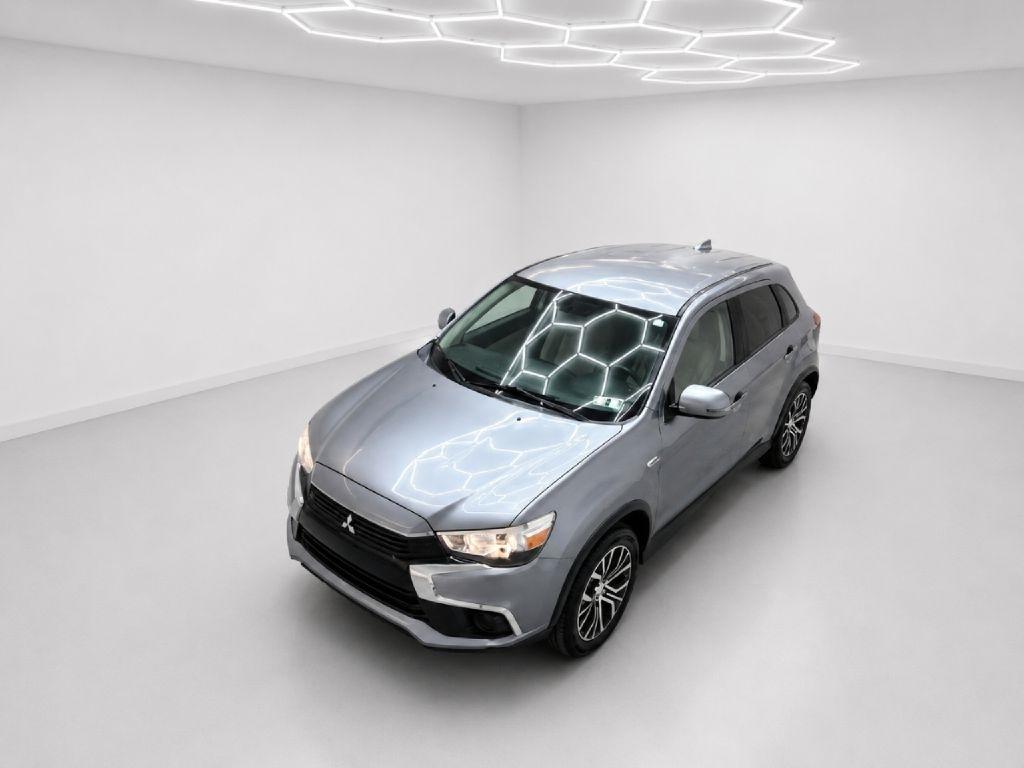 Mitsubishi Outlander Sport 2.0 ES 4WD CVT 2017