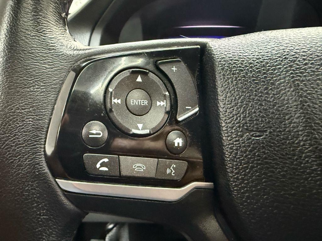 Honda Pilot Touring w/Rear Captain's Chairs AWD 2020