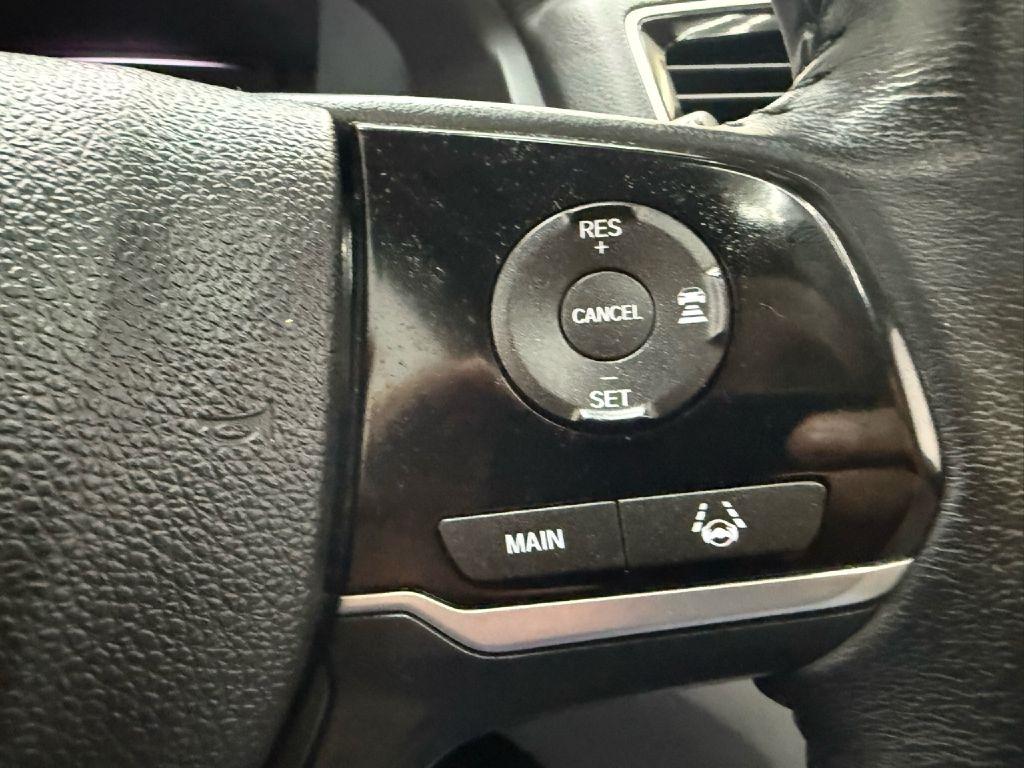 Honda Pilot Touring w/Rear Captain's Chairs AWD 2020