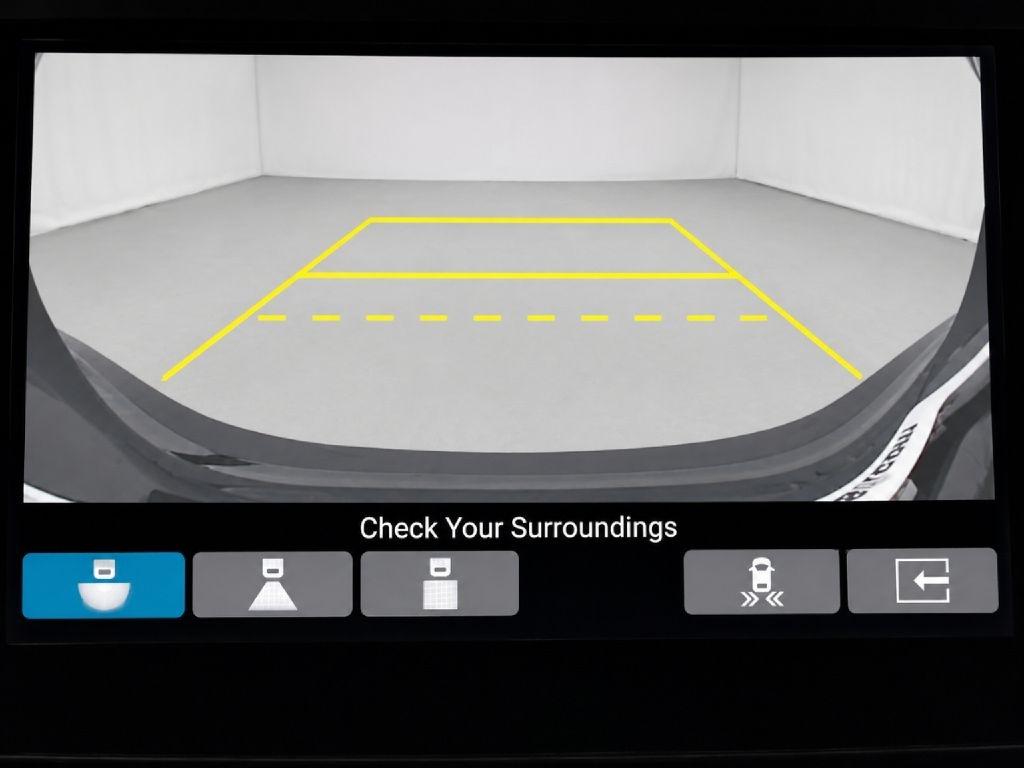 Honda Pilot Touring w/Rear Captain's Chairs AWD 2020