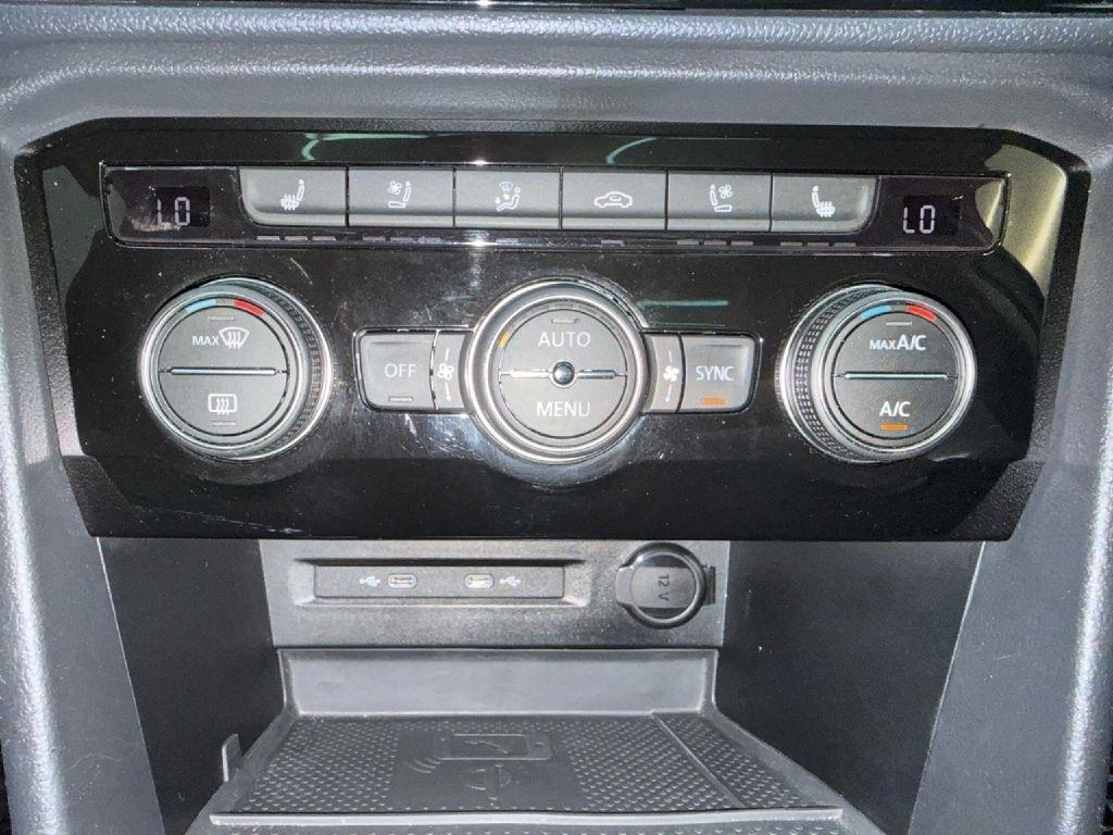 Volkswagen Taos SEL 4MOTION 2023