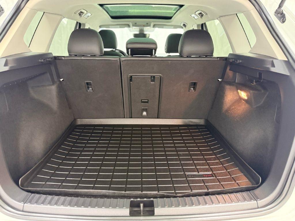 Volkswagen Taos SEL 4MOTION 2023