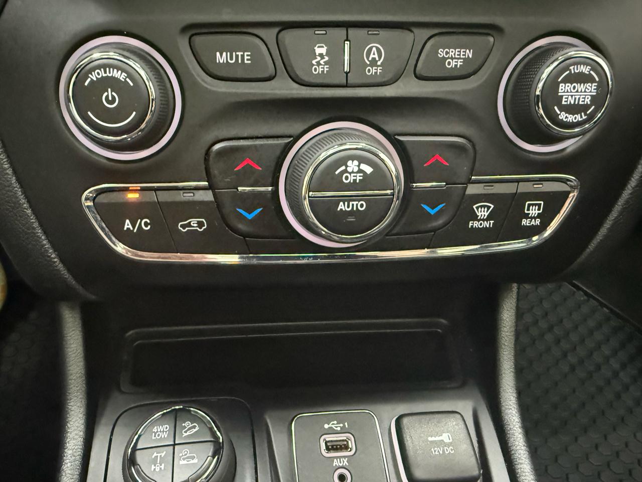 Jeep Cherokee Trailhawk 4WD 2022