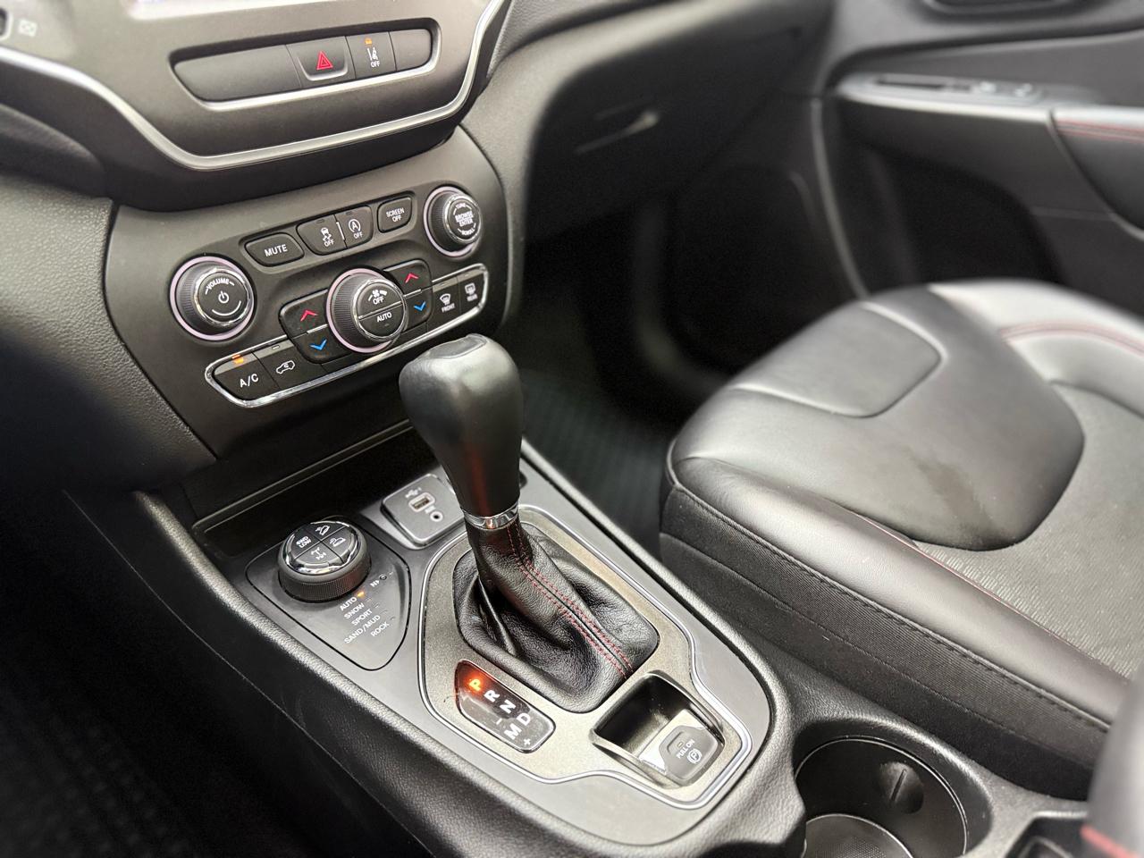 Jeep Cherokee Trailhawk 4WD 2022