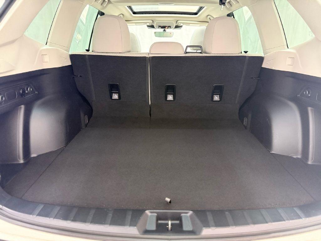 2023 Subaru Forester Premium - Photo 24
