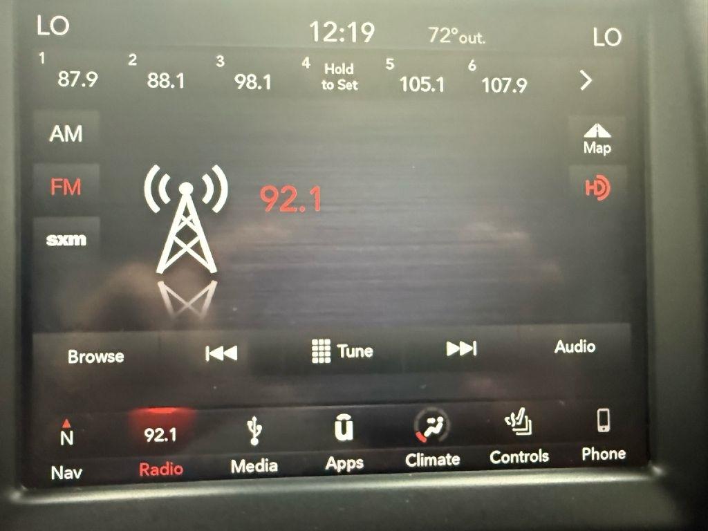 RAM 1500 SLT Crew Cab SWB 4WD 2018