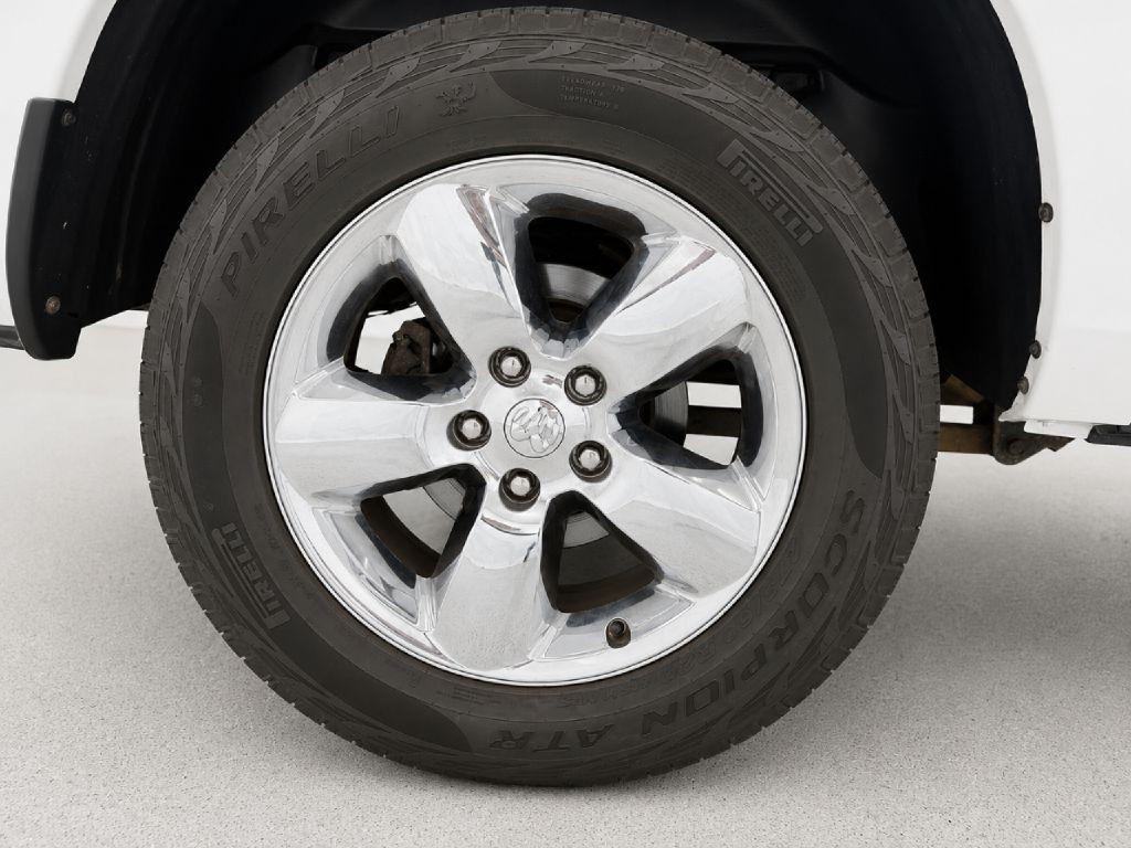 RAM 1500 SLT Crew Cab SWB 4WD 2018