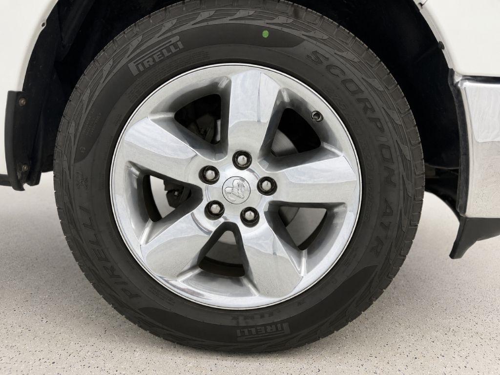 RAM 1500 SLT Crew Cab SWB 4WD 2018