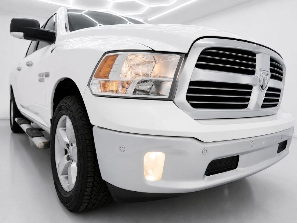 RAM 1500 SLT Crew Cab SWB 4WD 2018