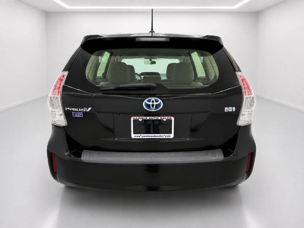 Toyota Prius V Two 2012