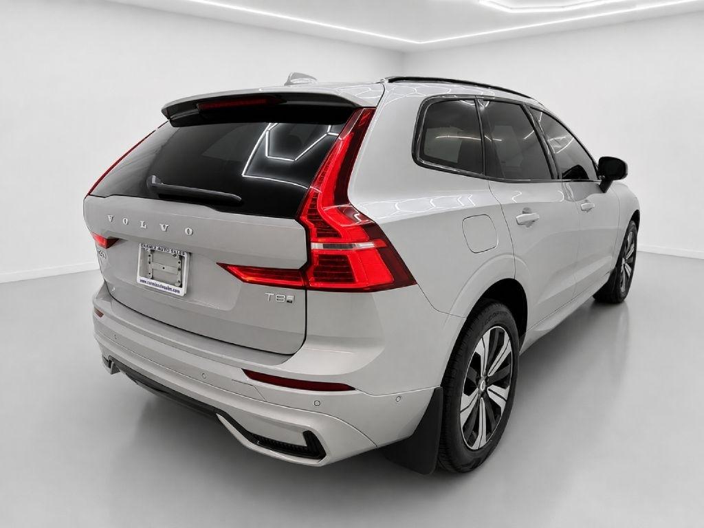 Volvo XC60 T8 Momentum Twin Engine Plug-In Hybrid 2025