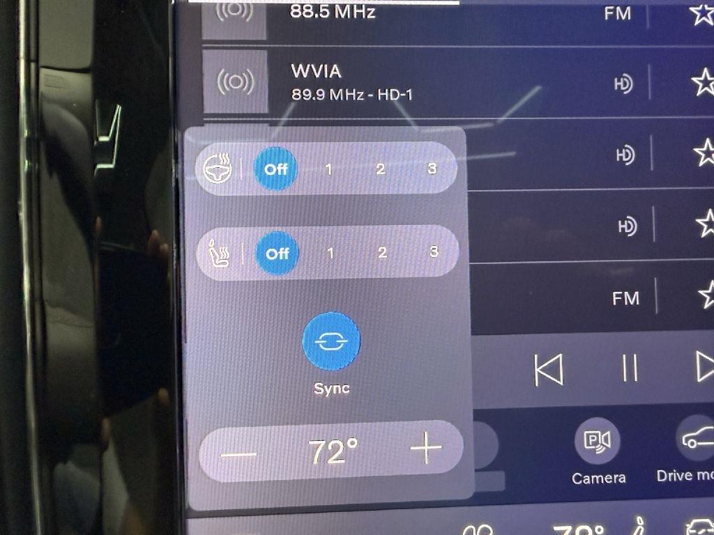 Volvo XC60 T8 Momentum Twin Engine Plug-In Hybrid 2025