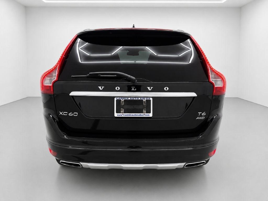 Volvo XC60 T8 eAWD Plug-In Hybrid Momentum 2015