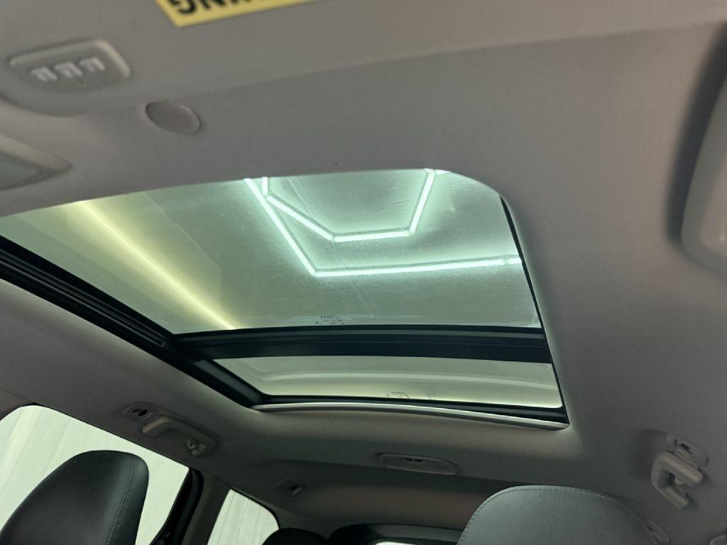 Volvo XC60 T8 eAWD Plug-In Hybrid Momentum 2015