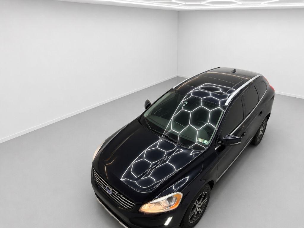 Volvo XC60 T8 eAWD Plug-In Hybrid Momentum 2015