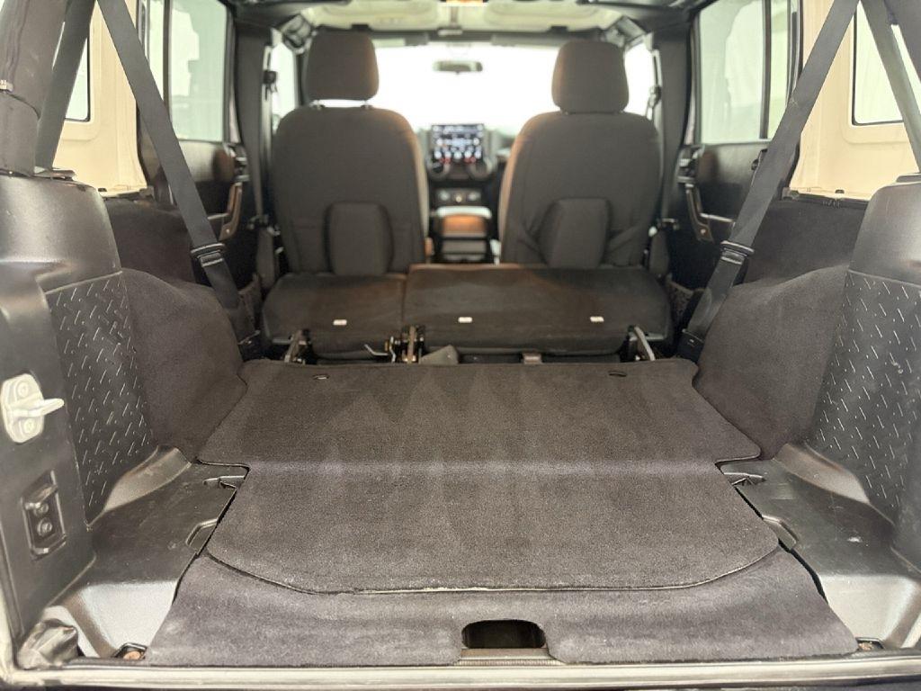 Jeep Wrangler JK Willys Wheeler 4x4 2018