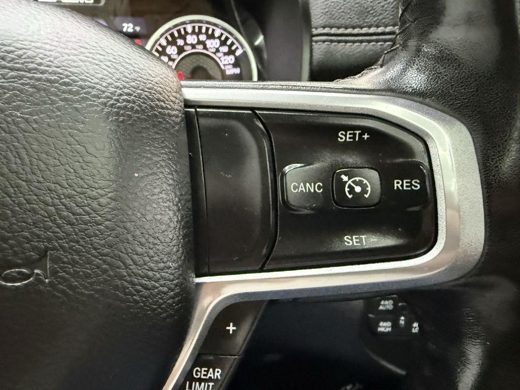RAM 1500 Laramie Crew Cab SWB 4WD 2019