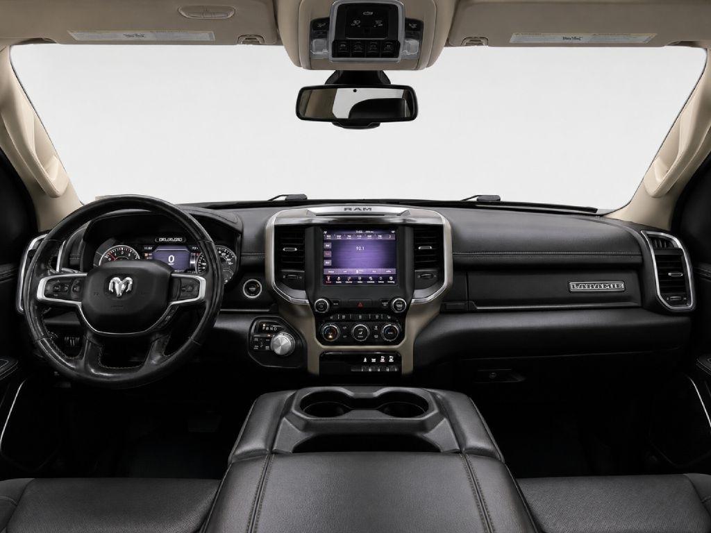RAM 1500 Laramie Crew Cab SWB 4WD 2019