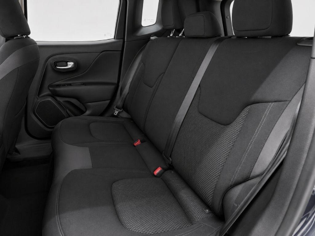 Jeep Renegade Altitude 2023