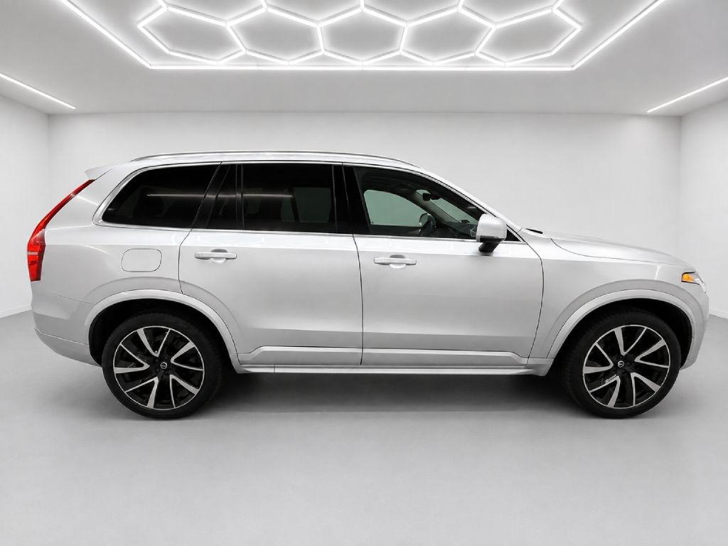 Volvo XC90 T6 Momentum AWD 2022