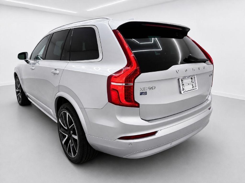 Volvo XC90 T6 Momentum AWD 2022