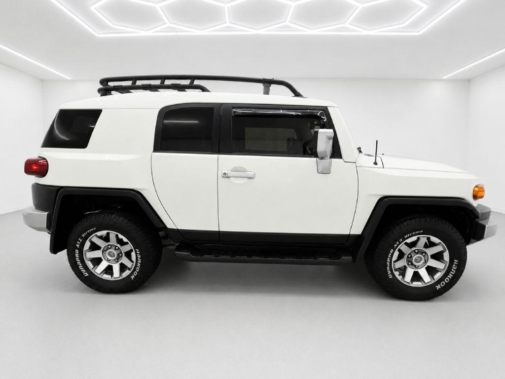Toyota FJ Cruiser 4WD MT 2014