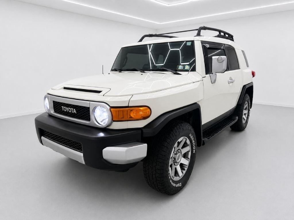 Toyota FJ Cruiser 4WD MT 2014