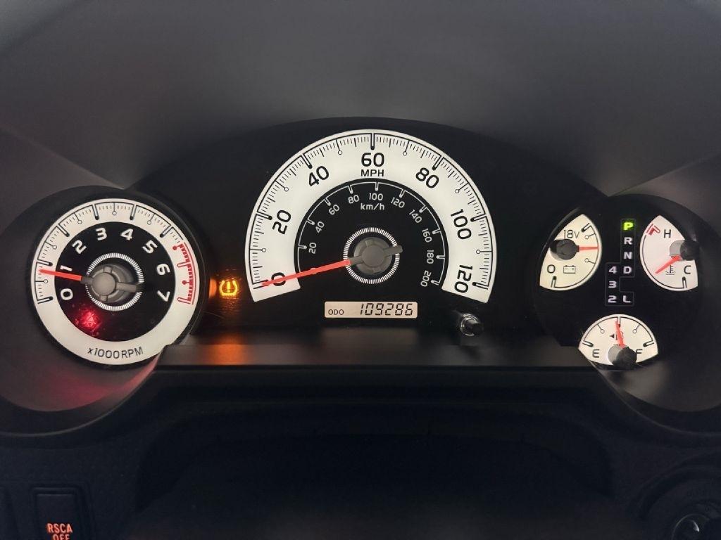 Toyota FJ Cruiser 4WD MT 2014