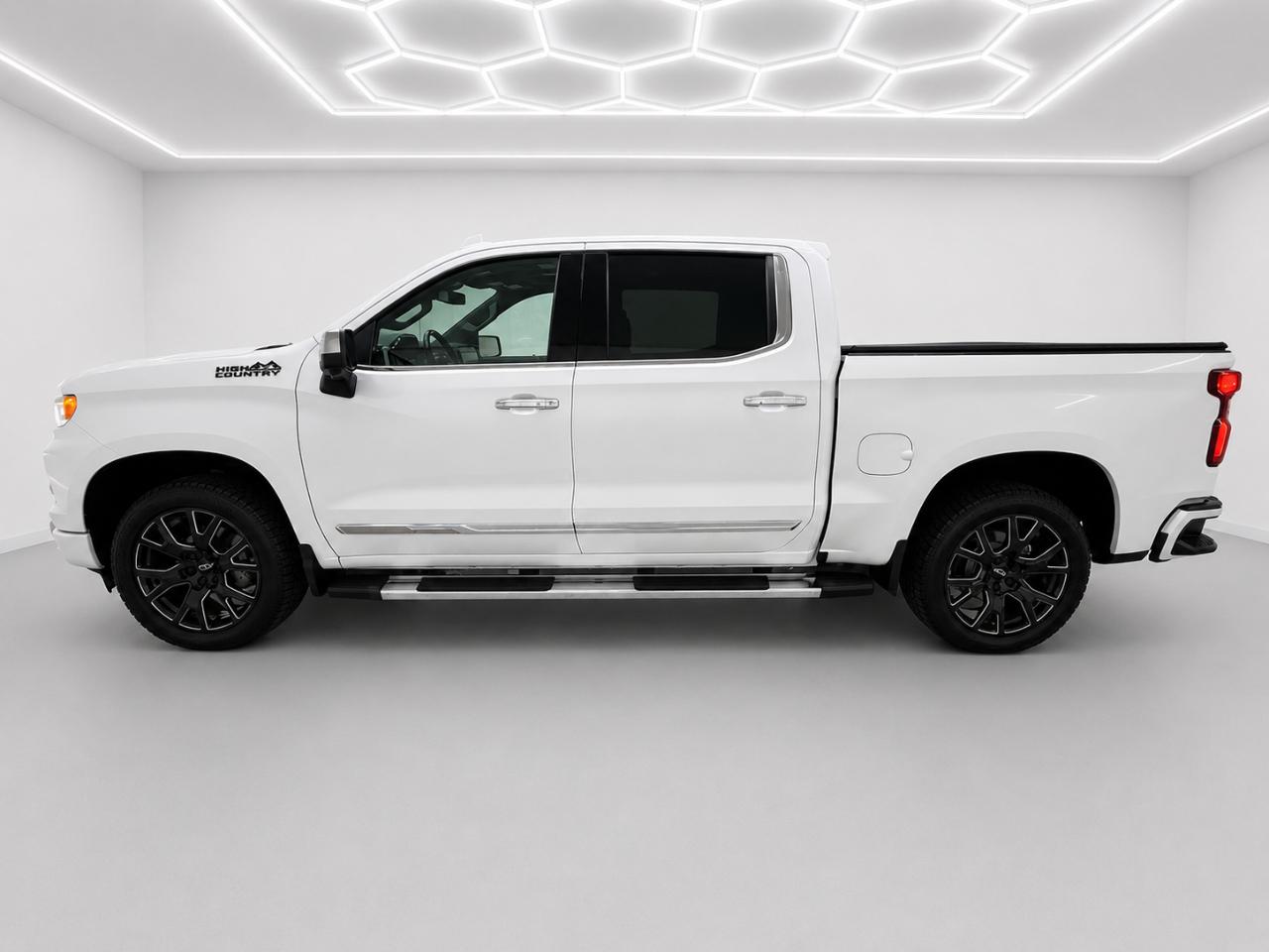 Chevrolet Silverado 1500 High Country Crew Cab 4WD 2022