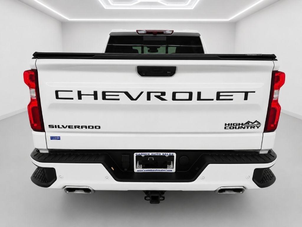 Chevrolet Silverado 1500 High Country Crew Cab 4WD 2022