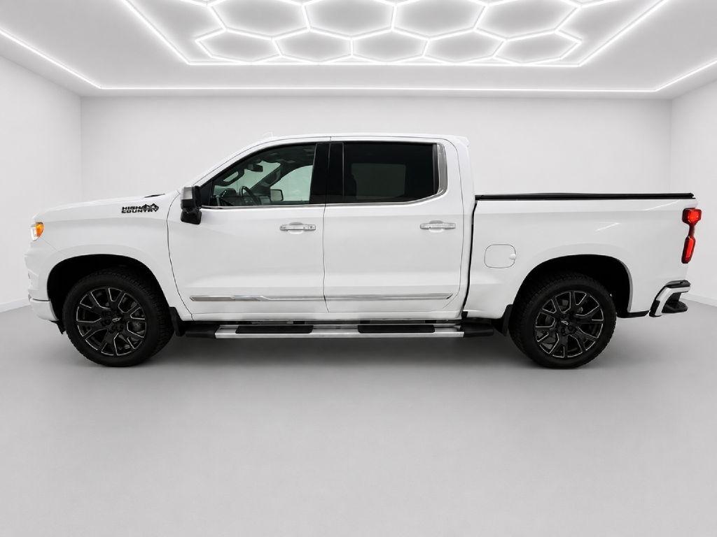 Chevrolet Silverado 1500 High Country Crew Cab 4WD 2022
