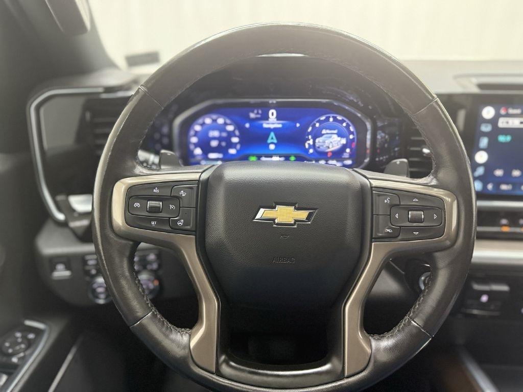 Chevrolet Silverado 1500 High Country Crew Cab 4WD 2022