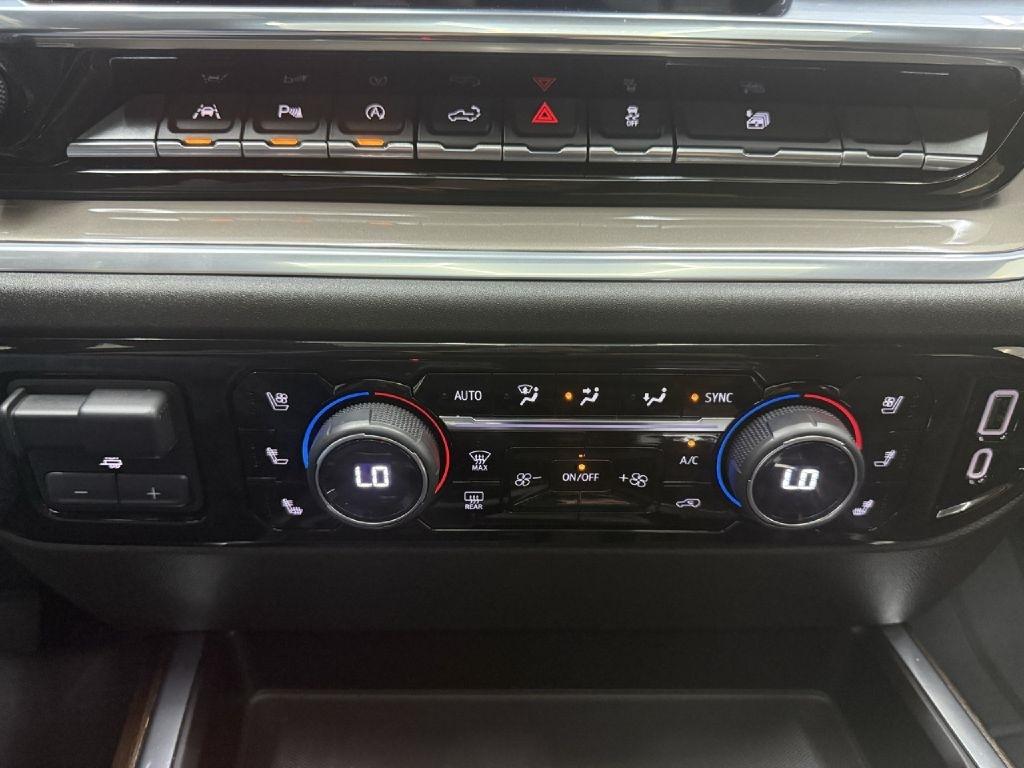 Chevrolet Silverado 1500 High Country Crew Cab 4WD 2022
