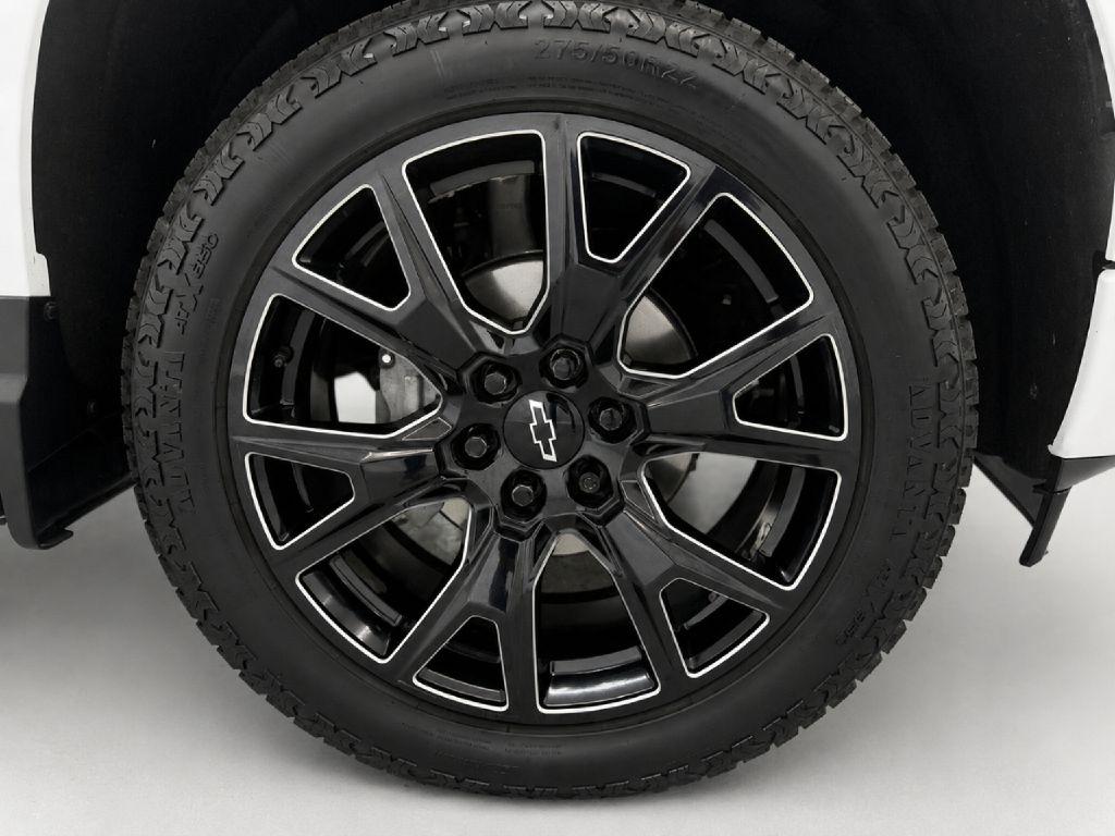 Chevrolet Silverado 1500 High Country Crew Cab 4WD 2022