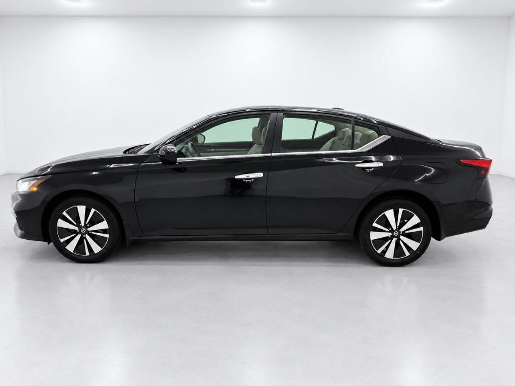 Nissan Altima 2.5 SV AWD 2022